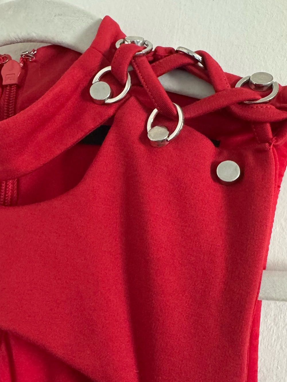 2 Guess Bodycon Dresses | Black & Red | Party, Vegas, Night Out - Picture 5 of 9